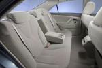 Toyota Camry LE 2010 года